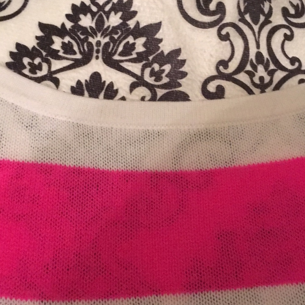 Sold: Lilly Pulitzer Light Sweater Size M - Picture 5 of 8